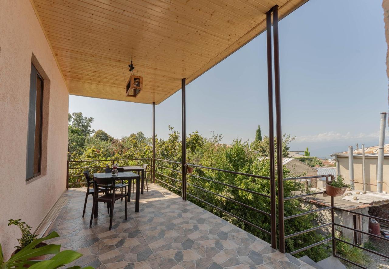 Guest House Gold Telavi Exterior photo